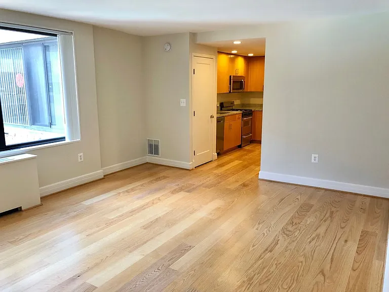 1255 New Hampshire Ave NW — Photo 23