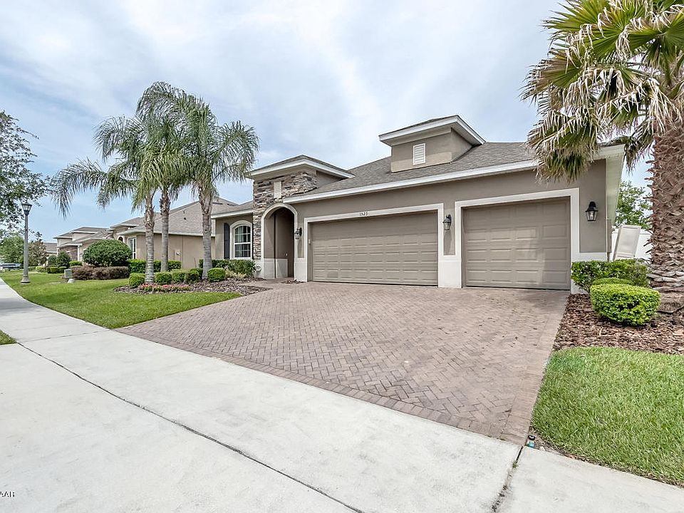 1st image of 1529 Blue Grass Blvd