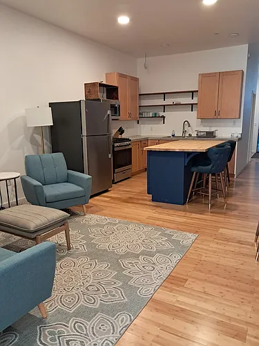 554 Mill St #201 Photo 1