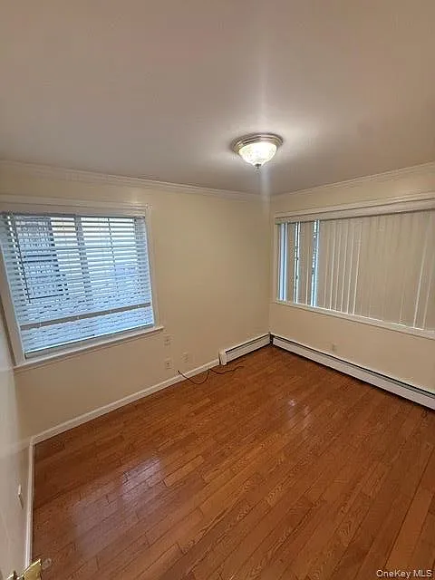 3 bed, 2.0 bath, 2050 sqft, $3,600 — Photo 2