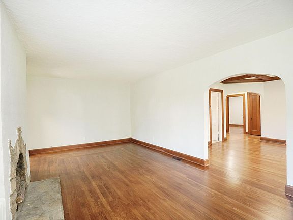 5th image of 7526 Kirtley Dr Unit A