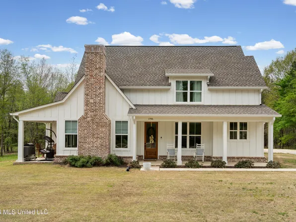 1795 S Craft Rd, Hernando, MS 38632