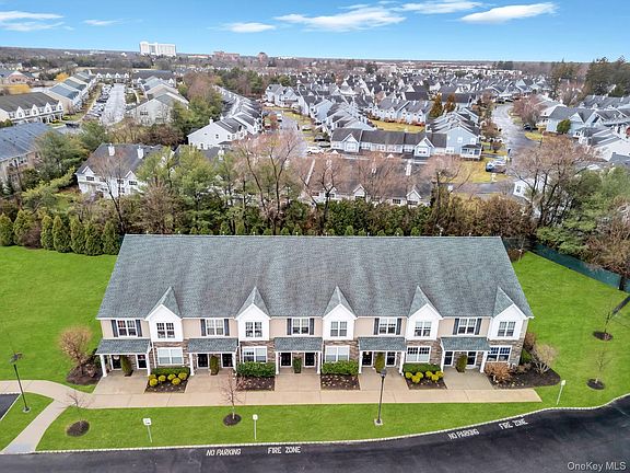 3rd image of 147 Ashley Court