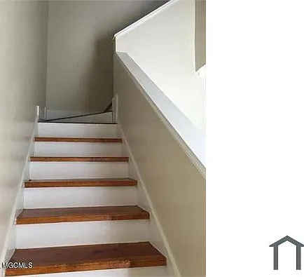8592 Spring Ave #A — Photo 5