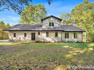 6055 Nine Mile Rd NE, Rockford, MI 49341