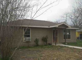 430 Capitan St, Uvalde, TX 78801