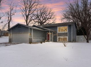533 Innsbruck Dr, Chaska, MN 55318