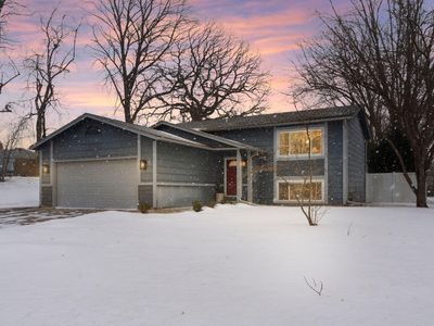 533 Innsbruck Dr, Chaska, MN, 55318