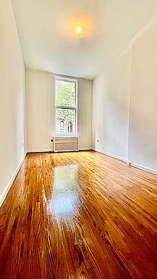 5th image of 40 W 88th St APT 2A
