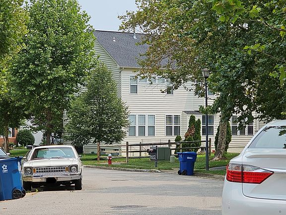4th image of 8739 Flowering Dogwood Ln