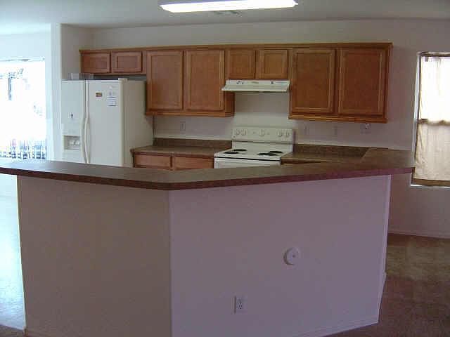2nd image of 7316 W Cordes Rd