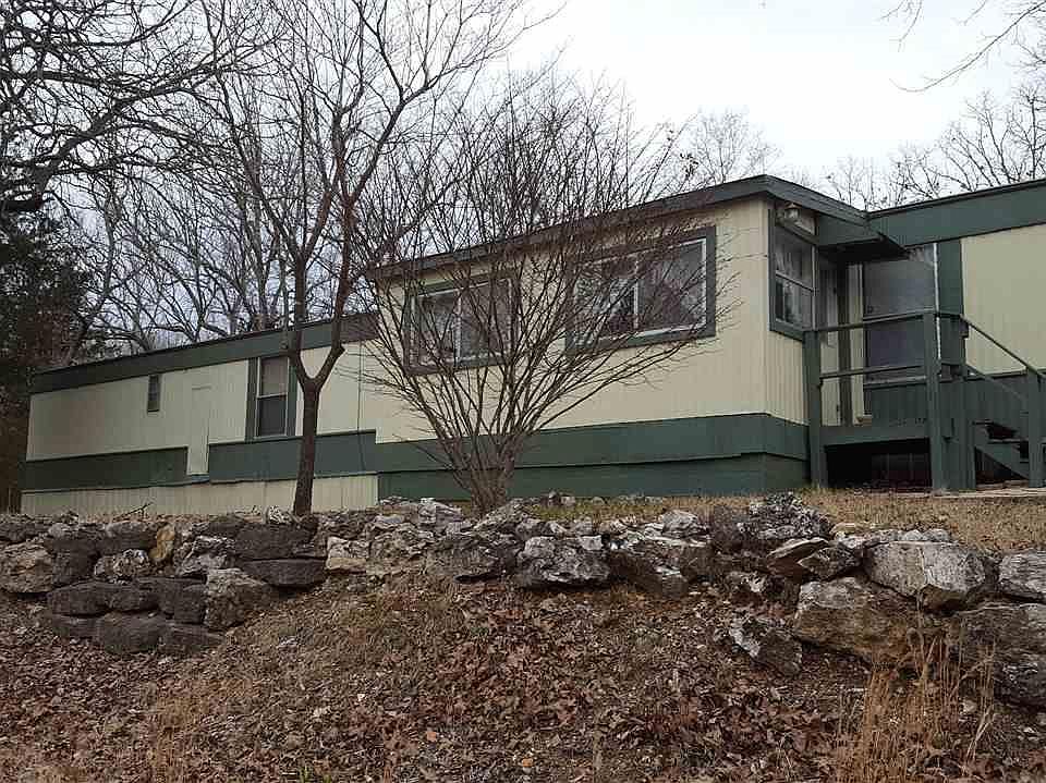 1st image of 302 W 14th St