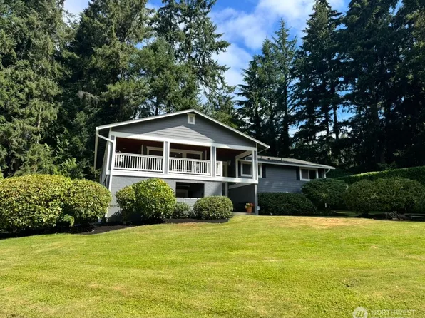 972 Altadena Drive, Fircrest, WA 98466