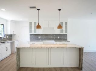 8215 SW 48th St, Miami, FL 33155