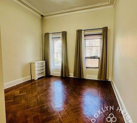 3rd image of 504 1st St APT 2