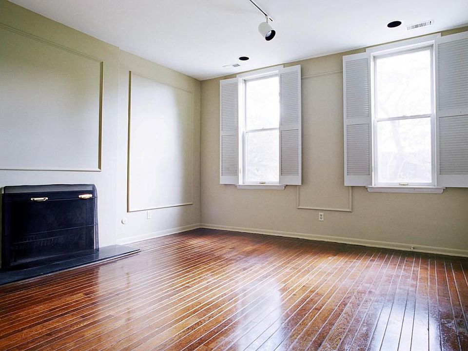 2nd image of 270 Shady Ave APT 22