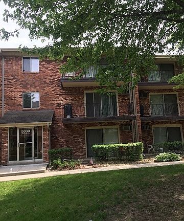 3rd image of 5330 Waterbury Ln #1106A