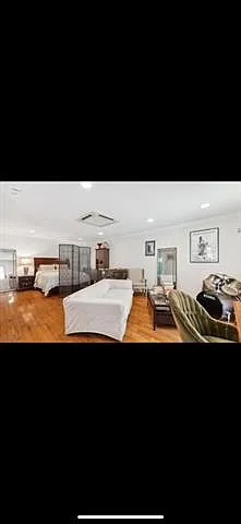1 bed, 1.0 bath, 800 sqft, $1,800 — Photo 3