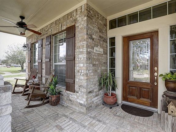 2nd image of 26707 Temple Park Ln