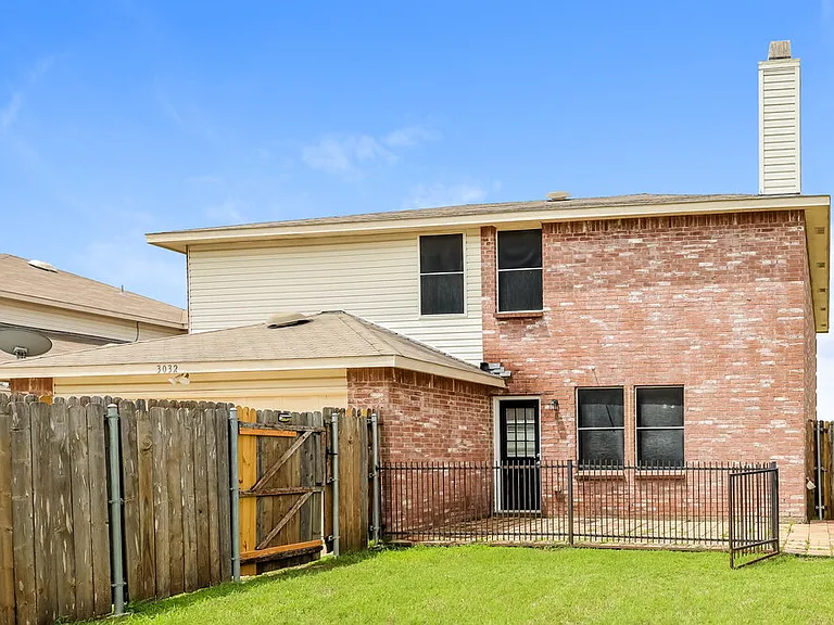 3032 Picket Fence Dr — Photo 17