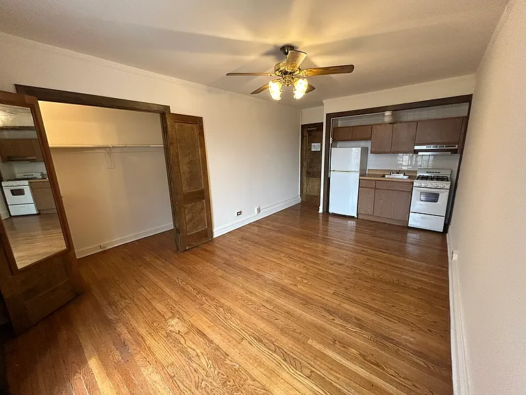 2256 N. Cleveland — Photo 25