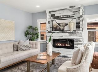 8349 17th Ave NW #2, Seattle, WA 98117