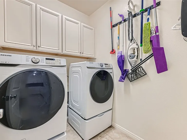 2983 Duverney Ave — Photo 26
