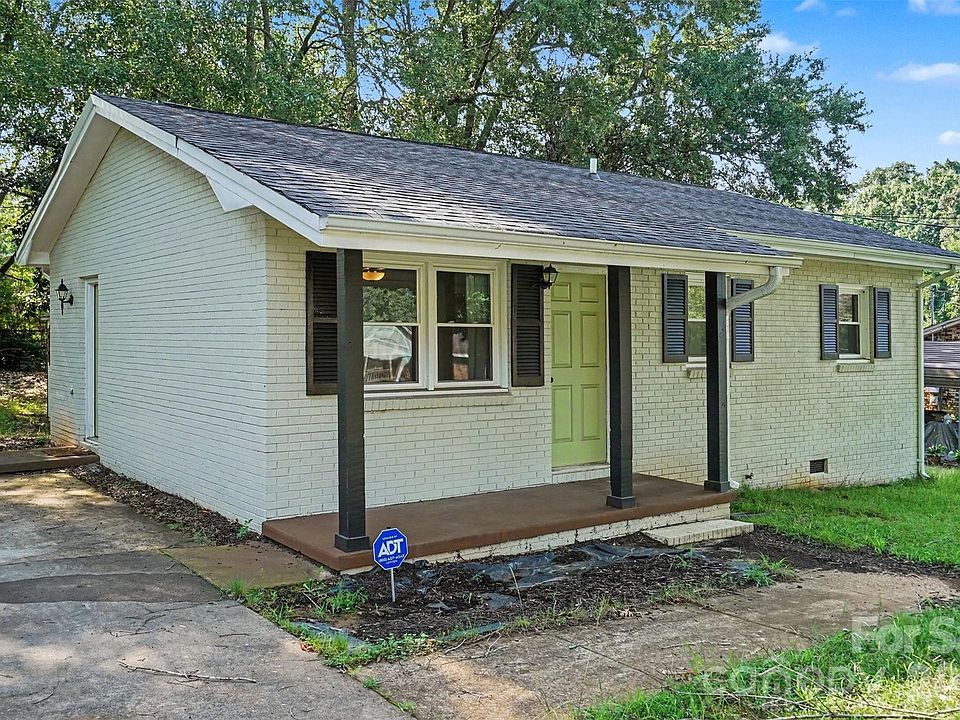 1st image of 1328 Newton St
