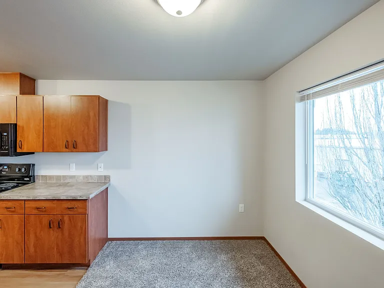 Lafayette Place Apartments — Photo 13