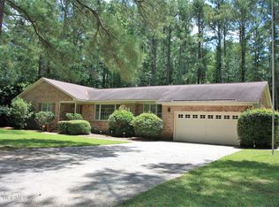 219 Woodhaven Rd, Greenville, NC 27834