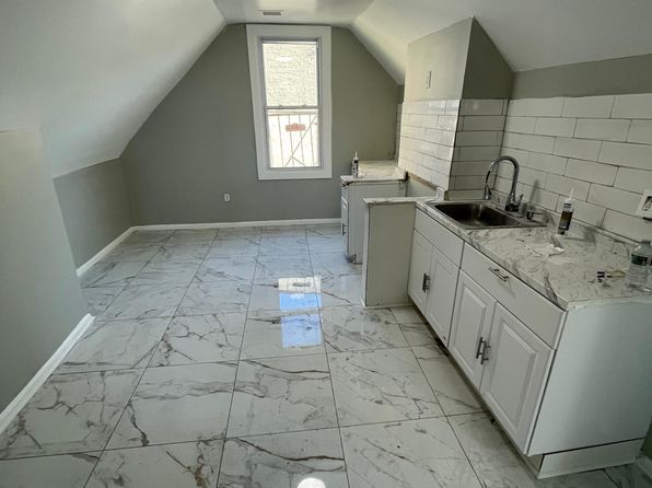71 W Alpine St Floor 3