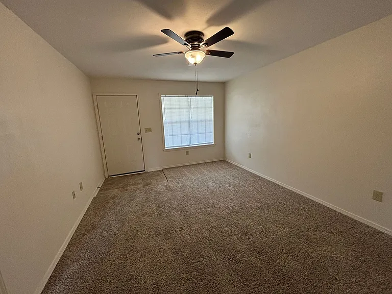 1815 S Erie Ave #1-4 — Photo 3