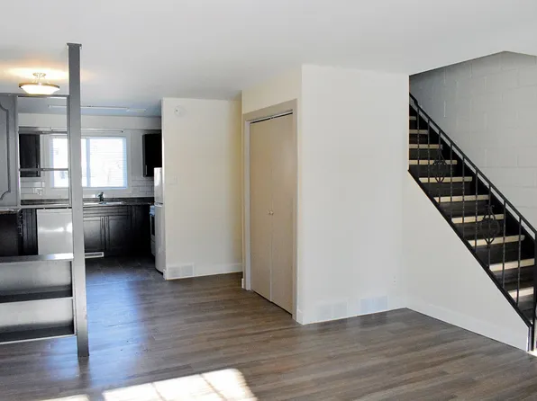 2885 Ness Ave.