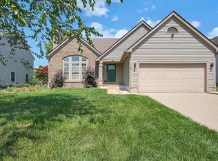 7961 Pinehill Rd, Lewis Center, OH 43035