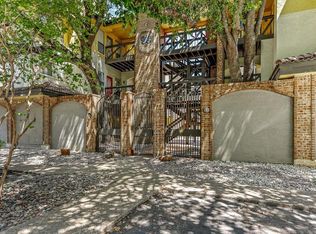 806 W 24th St APT 214, Austin, TX 78705