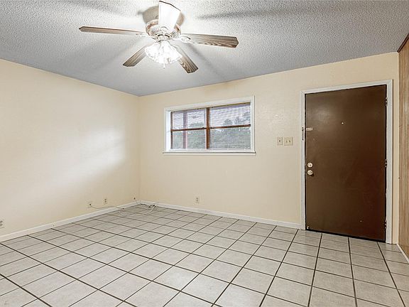 4th image of 120 McAdams Ln #E