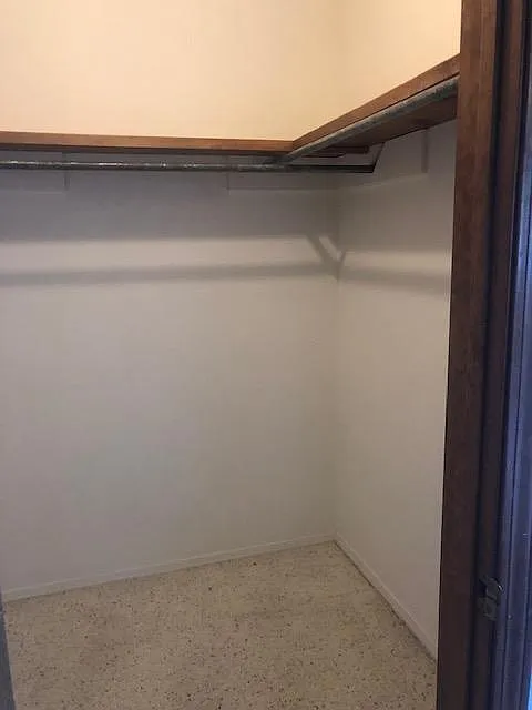 3 bed, 1300 sqft, $1,450 — Photo 4