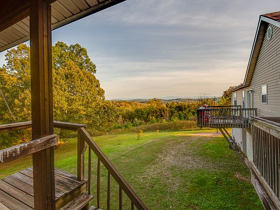 4th image of 10249 Arnold Ln