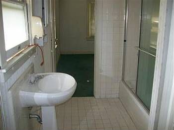 5th image of 2105 Alhambra Blvd