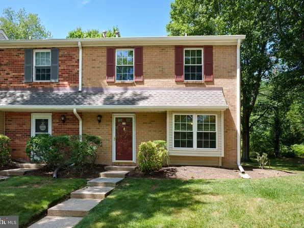 11 Abelia Ct, Lawrence Township, NJ 08648