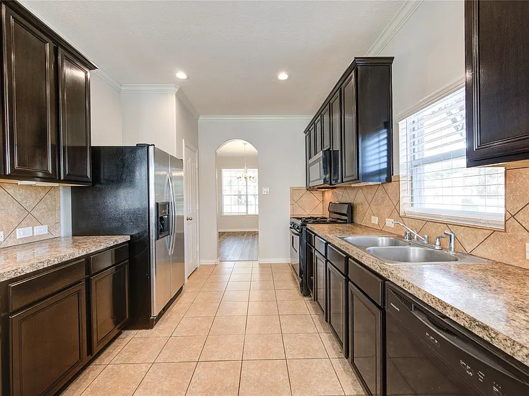 24615 Lakecrest Bend Dr — Photo 7