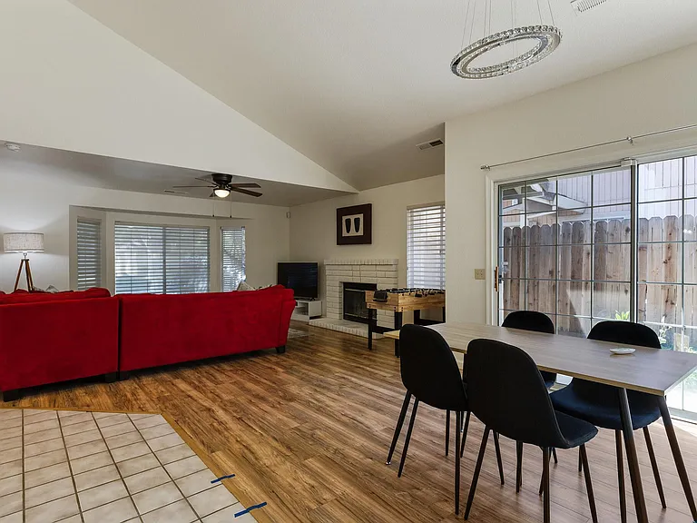 3071 Ironwood Ct — Photo 7