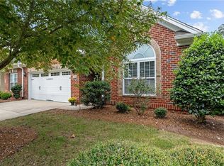 2913 Grove Park Dr, Burlington, NC 27215