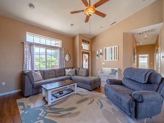 3rd image of 3331 Margarita Ct