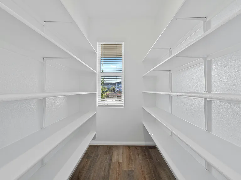 209 Cherry Blossom Ln — Photo 11