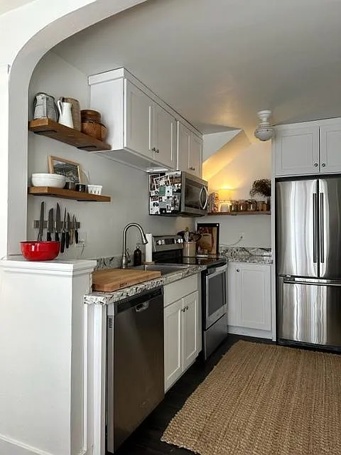 4212 Phinney Ave N — Photo 3