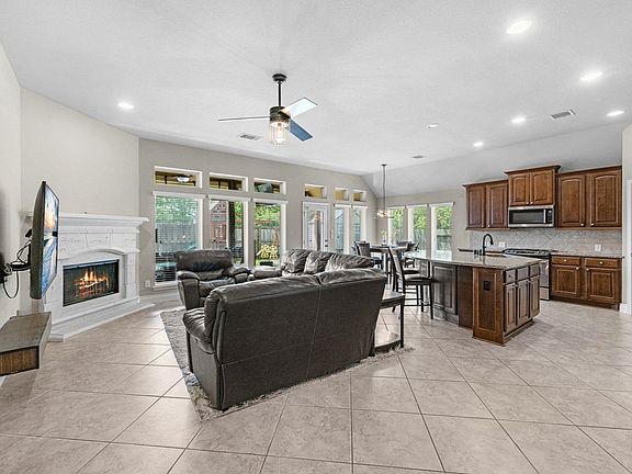 5th image of 4223 Misty Waters Lane