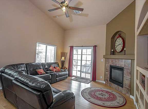 3rd image of 13721 Paseo Verde Dr