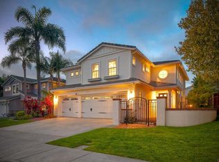 1054 Lighthouse Rd, Carlsbad, CA 92011