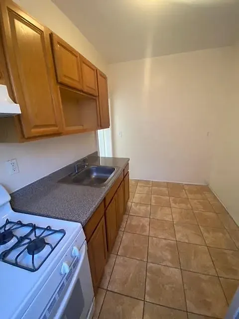 1 bed, $1,700 — Photo 2